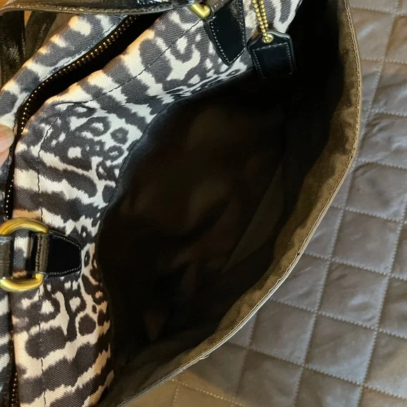Coach Tan/Brown Animal Print Material Tote with Black Trim - Picture 7 of 10